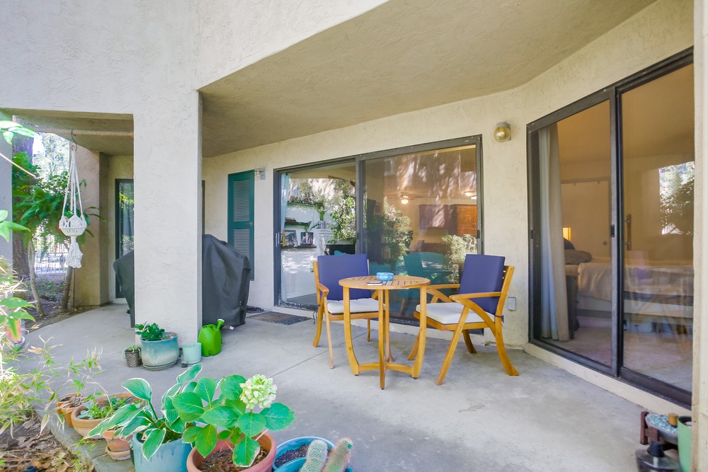 Virtual tour photo 25 of 30 for 9060 Mesa Springs Way #38