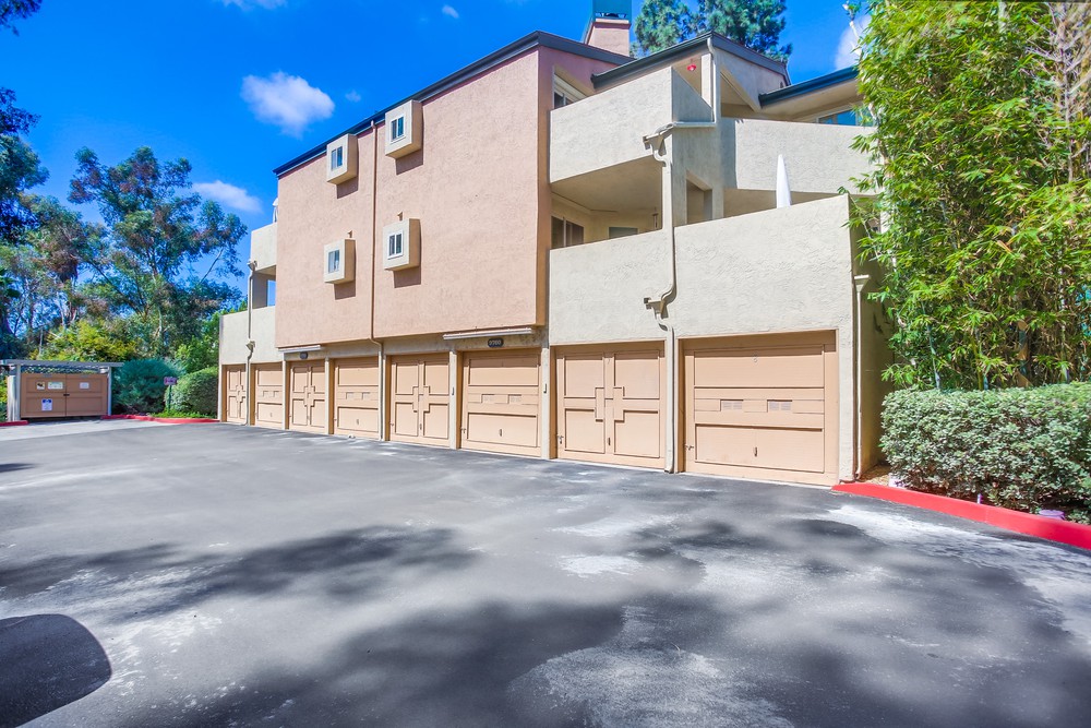 Virtual tour photo 31 of 30 for 9060 Mesa Springs Way #38