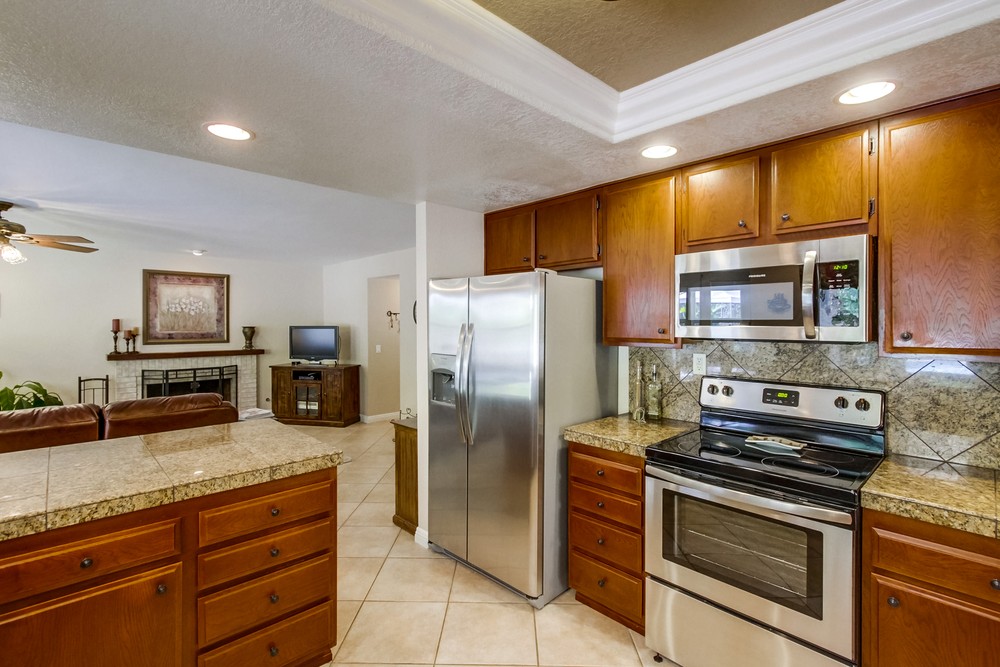 Virtual tour photo 16 of 40 for 9070 Rotherham Ave