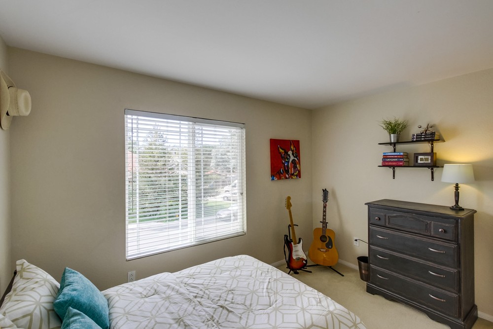 Virtual tour photo 29 of 40 for 9070 Rotherham Ave