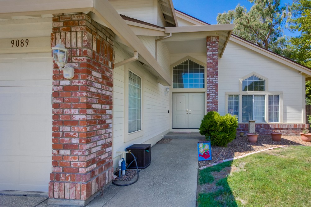 Virtual tour photo 6 of 68 for 9089 Durness Way
