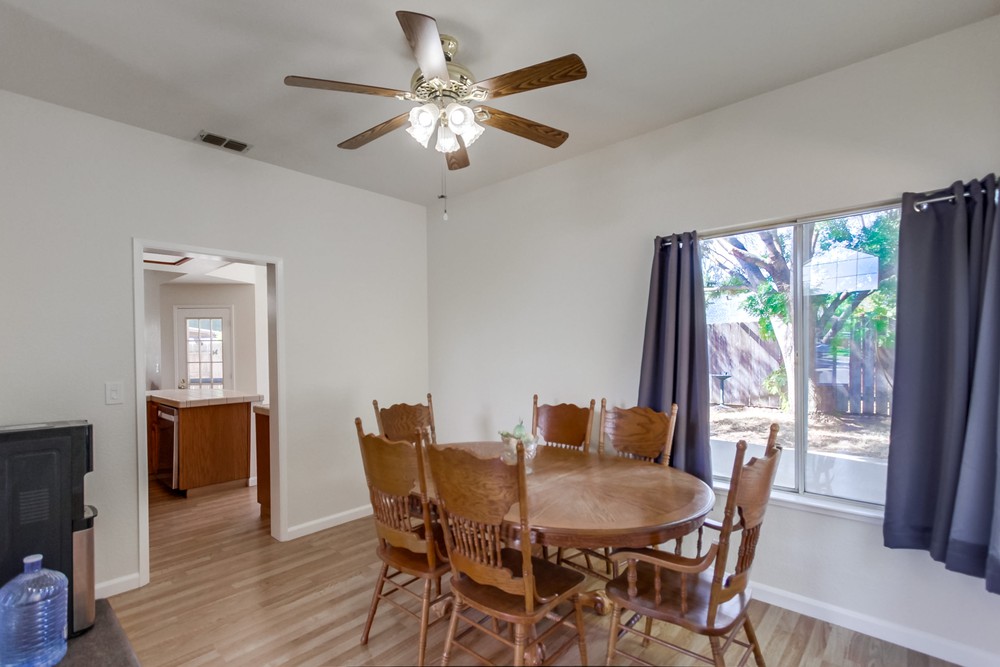 Virtual tour photo 11 of 68 for 9089 Durness Way