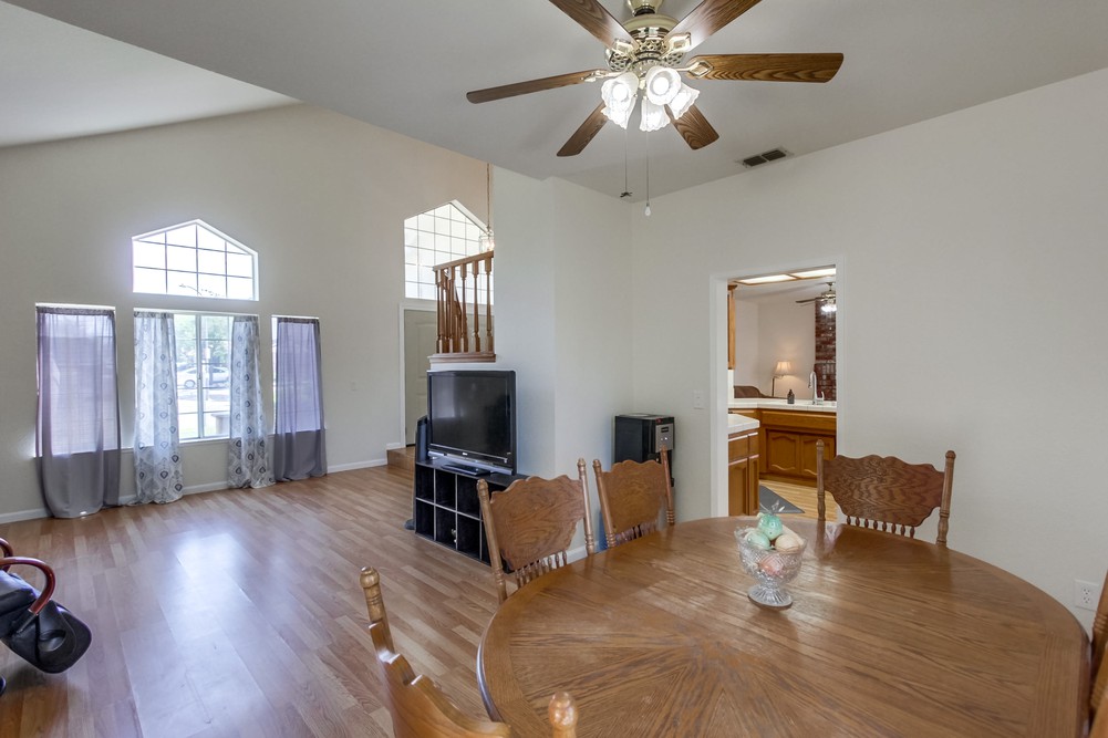 Virtual tour photo 12 of 68 for 9089 Durness Way