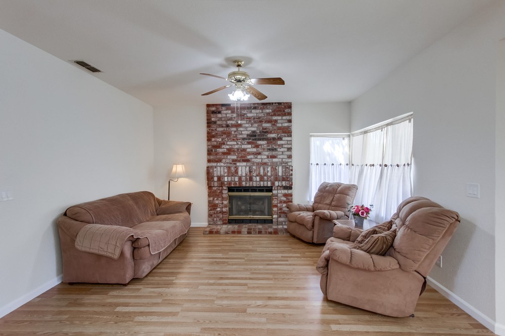Virtual tour photo 13 of 68 for 9089 Durness Way