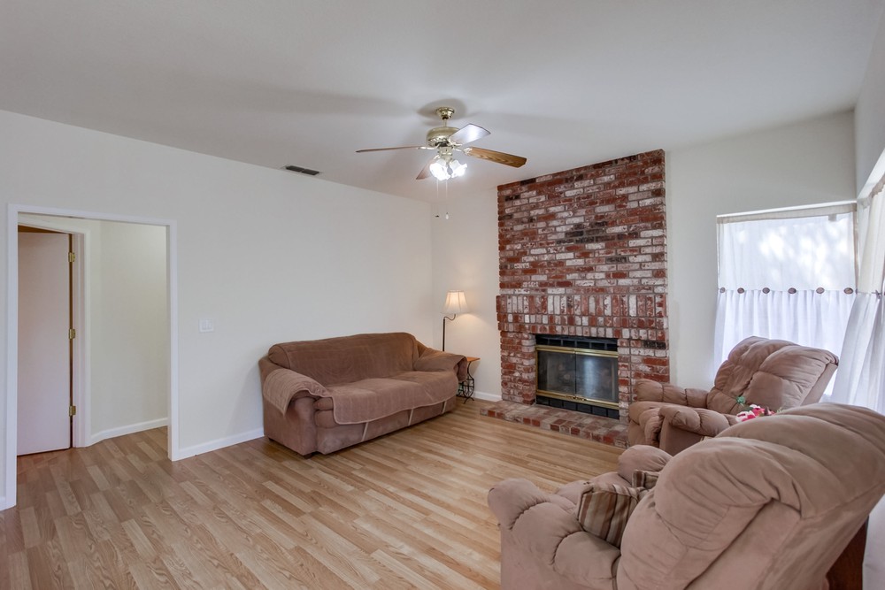 Virtual tour photo 14 of 68 for 9089 Durness Way