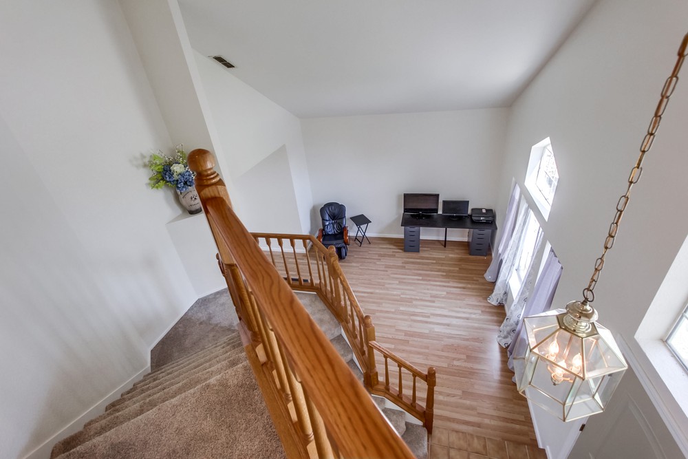 Virtual tour photo 32 of 68 for 9089 Durness Way