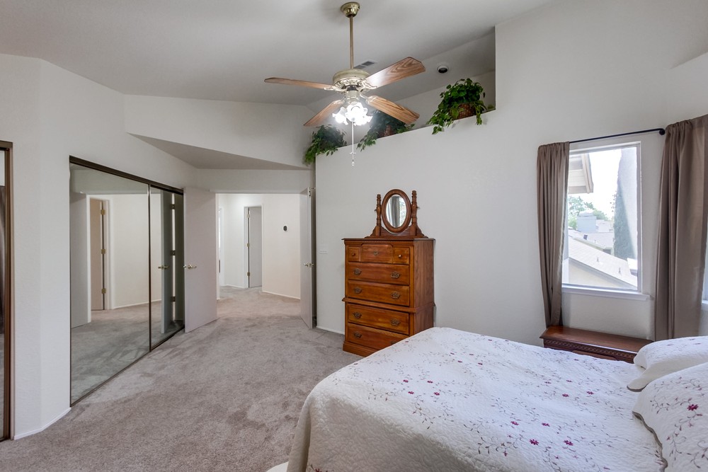 Virtual tour photo 36 of 68 for 9089 Durness Way