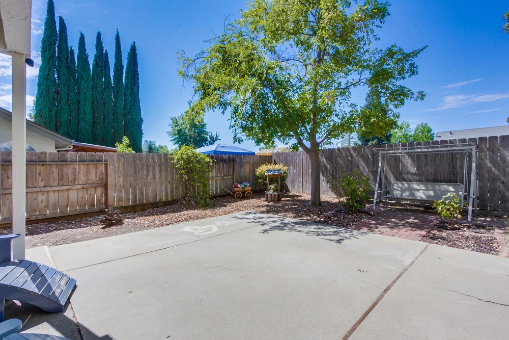 Virtual tour photo 54 of 68 for 9089 Durness Way