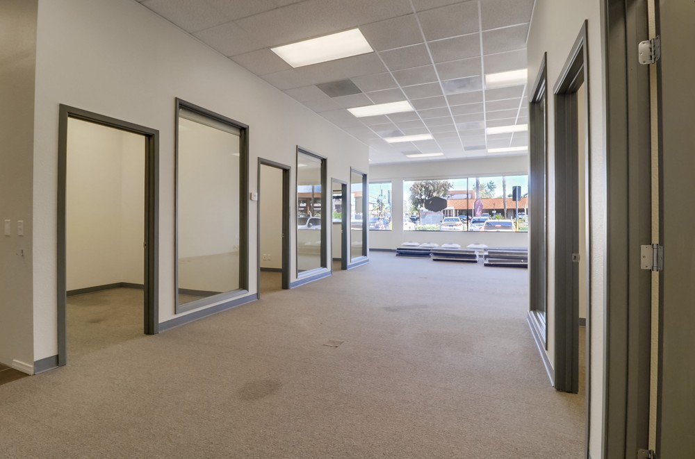 Virtual tour photo 11 of 40 for 909 Grand Ave #6