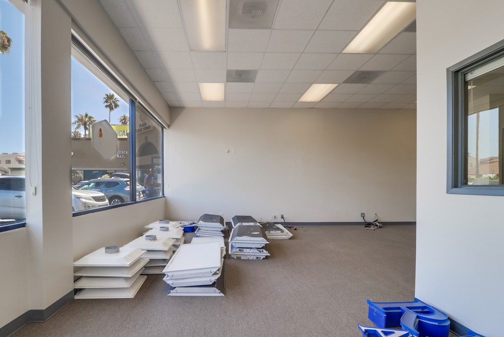 Virtual tour photo 17 of 40 for 909 Grand Ave #6