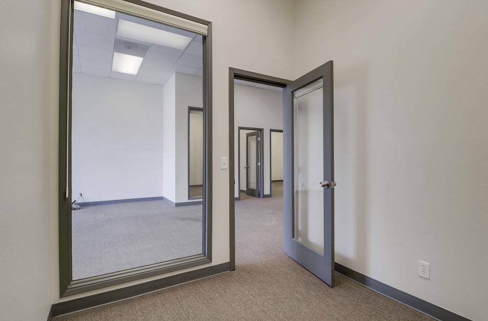 Virtual tour photo 35 of 40 for 909 Grand Ave #6