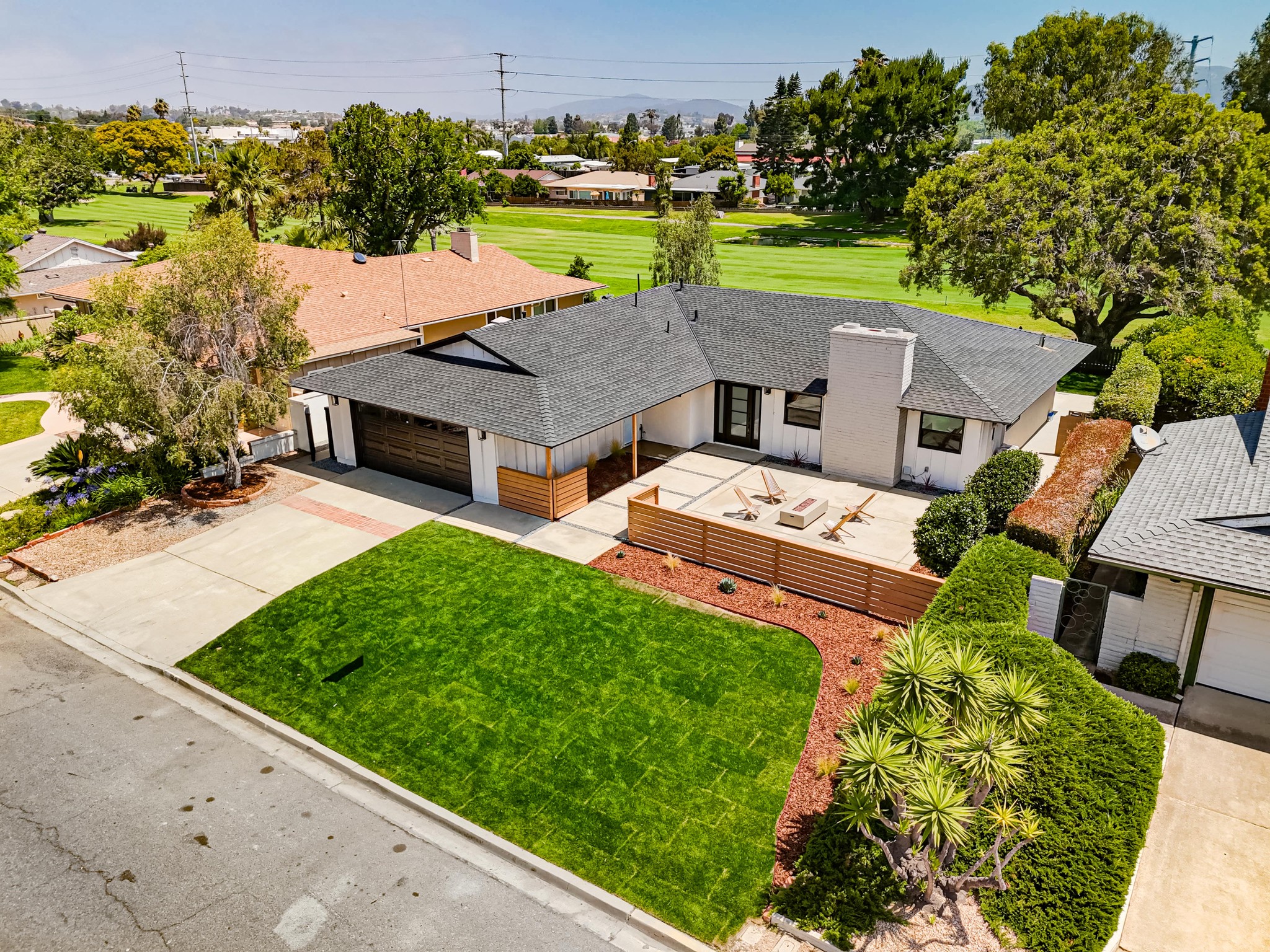 Virtual tour photo 1 of 35 for 909 San Pablo Dr