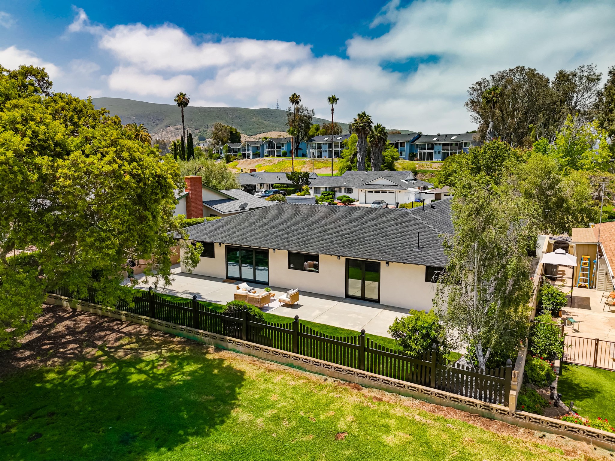 Virtual tour photo 16 of 35 for 909 San Pablo Dr