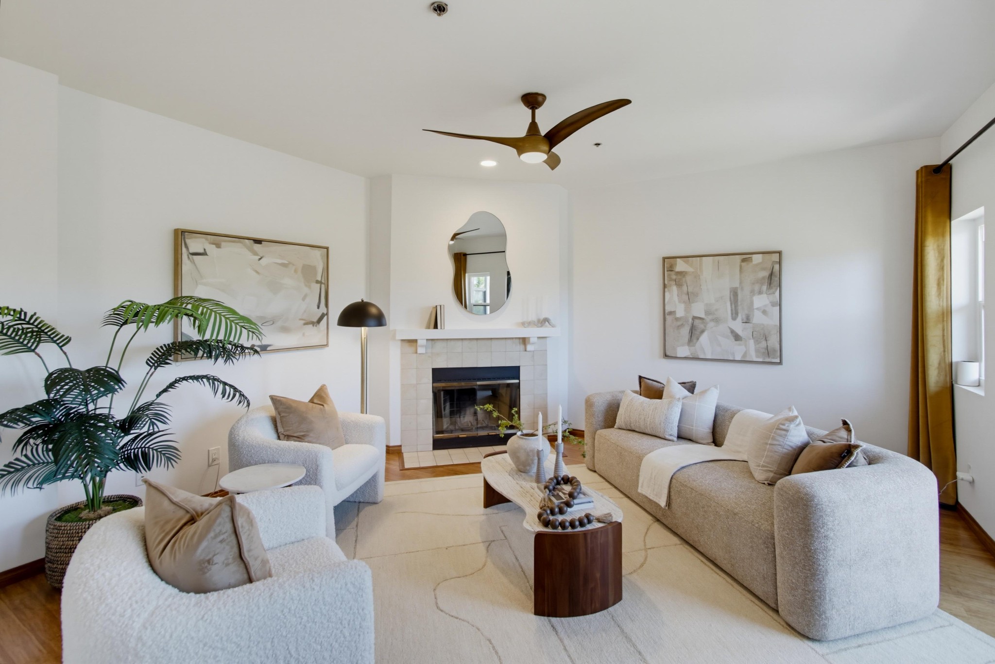 Virtual tour photo 15 of 42 for 909 Sutter St Unit 102