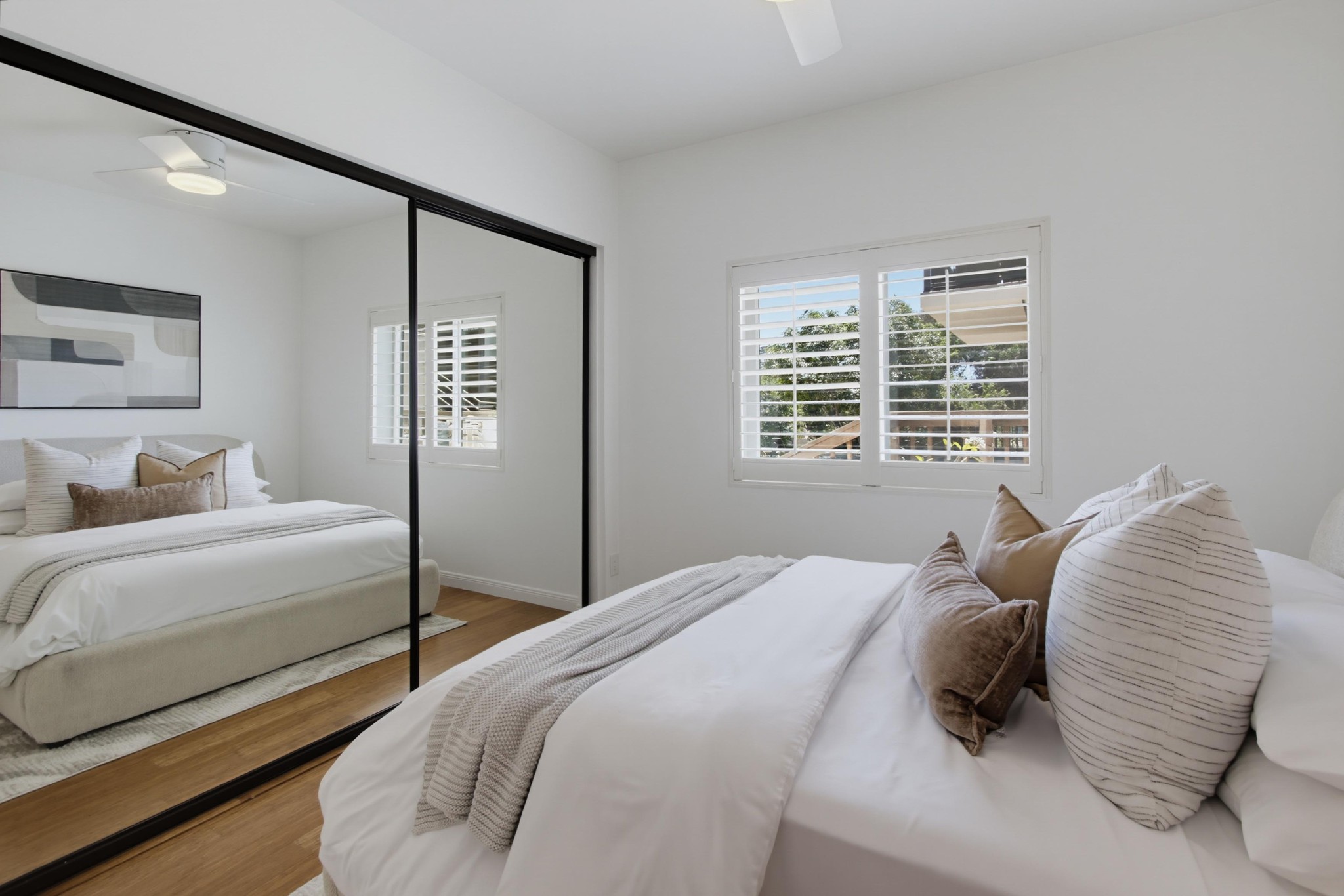 Virtual tour photo 27 of 42 for 909 Sutter St Unit 102