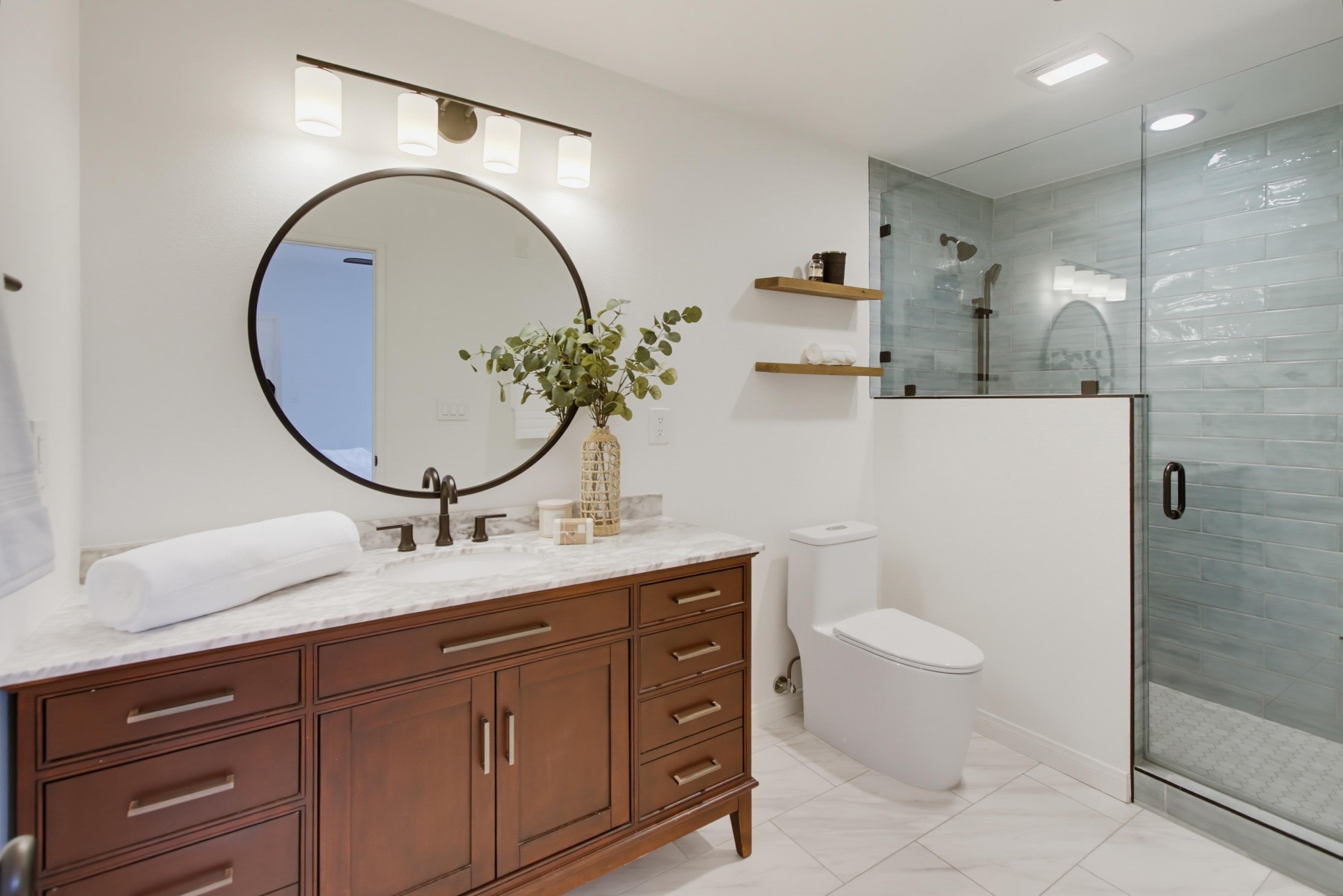 Virtual tour photo 33 of 42 for 909 Sutter St Unit 102