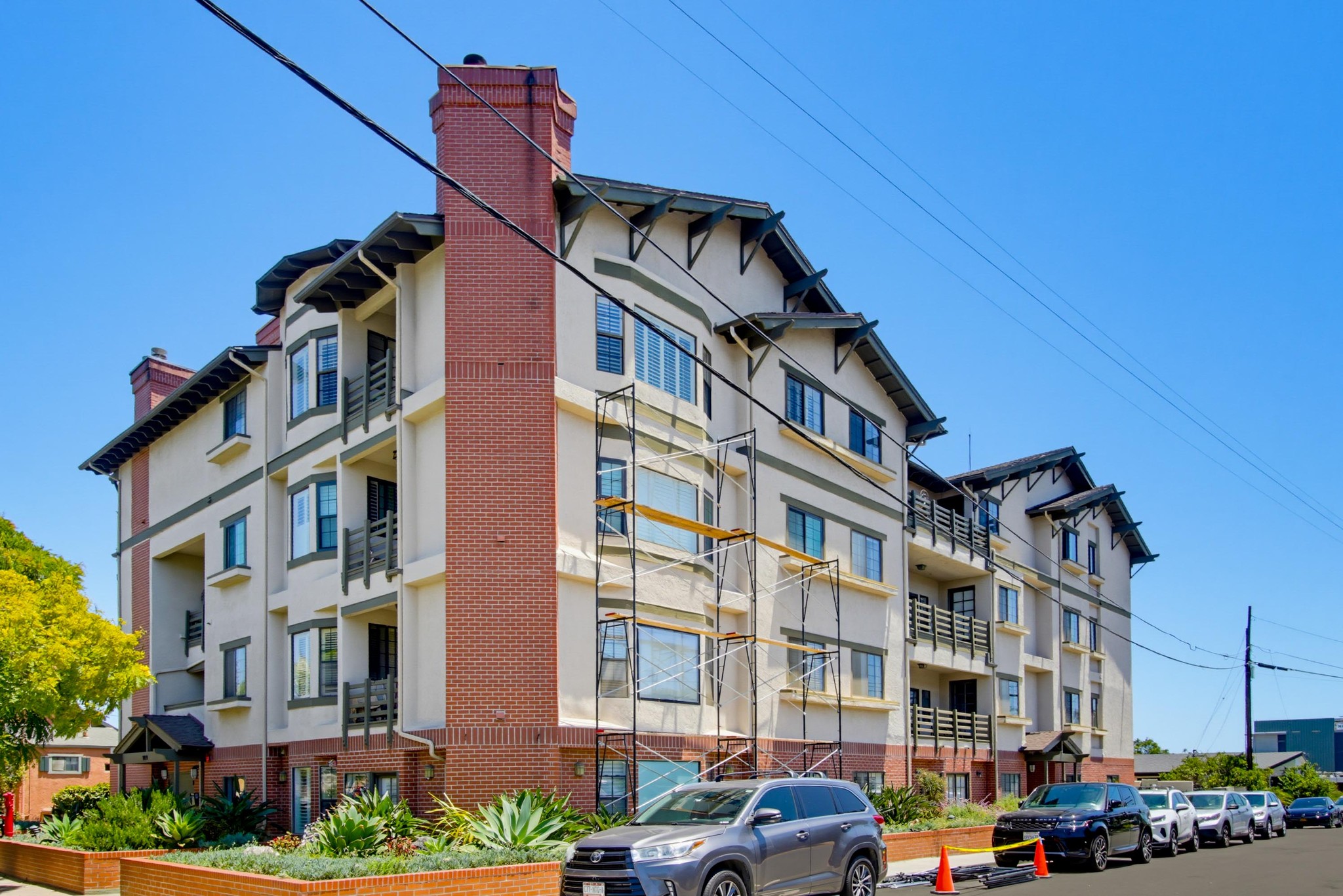 Virtual tour photo 41 of 42 for 909 Sutter St Unit 102