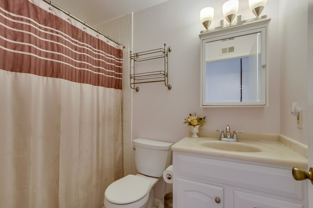 Virtual tour photo 25 of 30 for 9094 Hatcher Lane