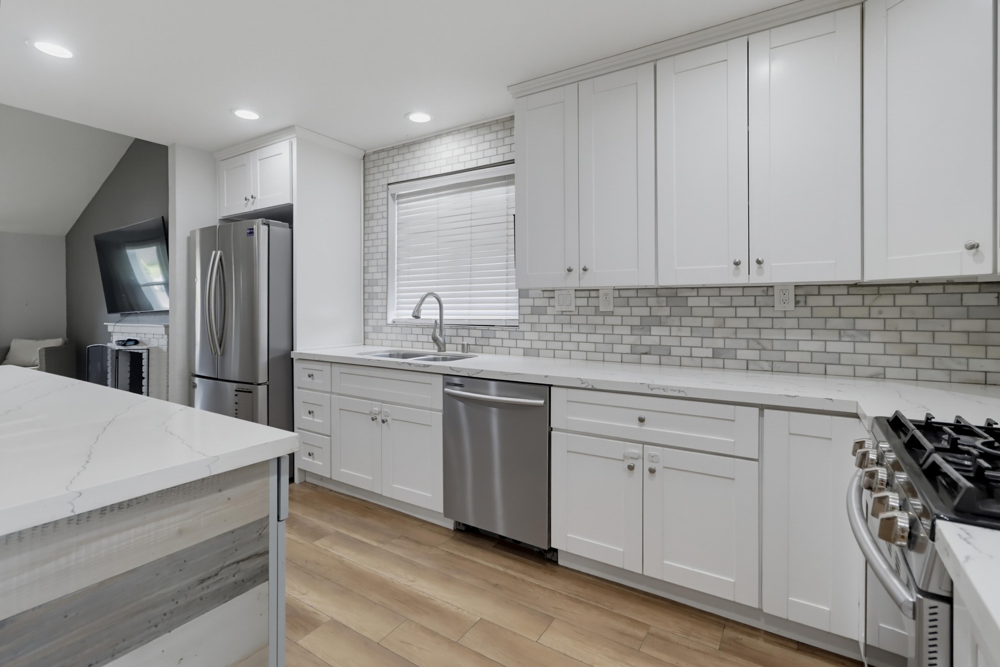 Virtual tour photo 22 of 56 for 9108 Christiana St