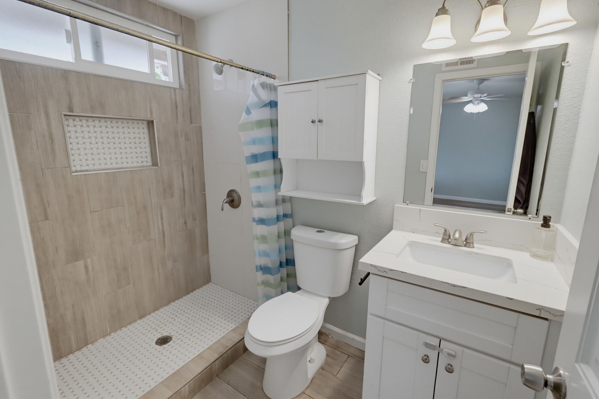 Virtual tour photo 33 of 56 for 9108 Christiana St