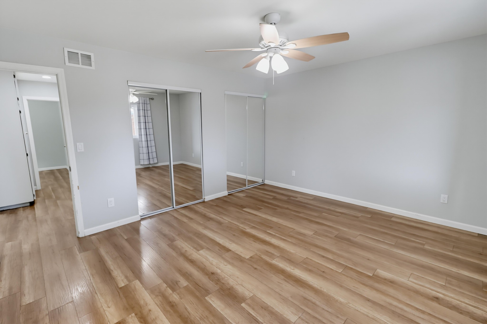 Virtual tour photo 34 of 56 for 9108 Christiana St