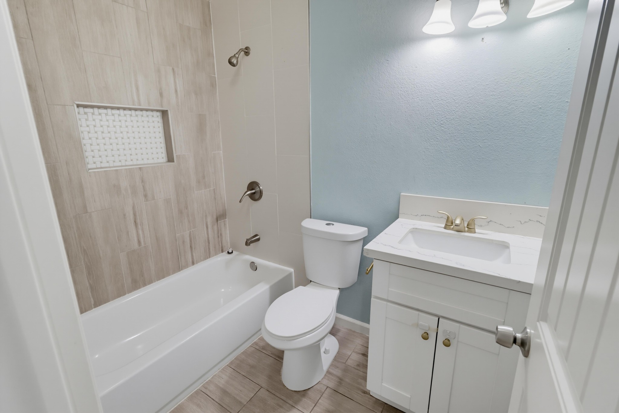 Virtual tour photo 36 of 56 for 9108 Christiana St
