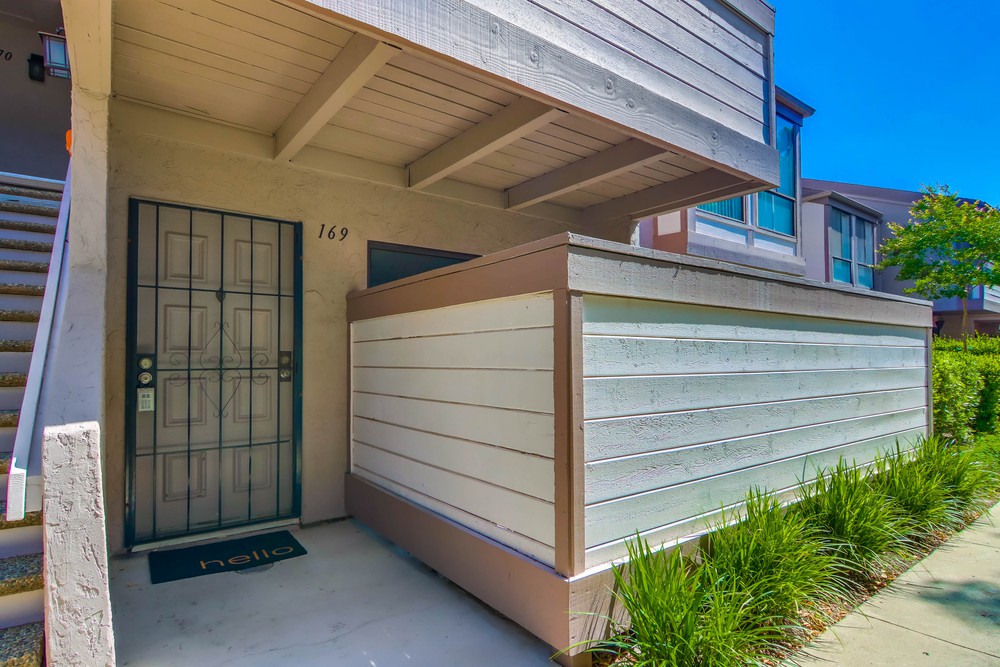 Virtual tour photo 8 of 38 for 9109 Village Glen Dr UNIT 169