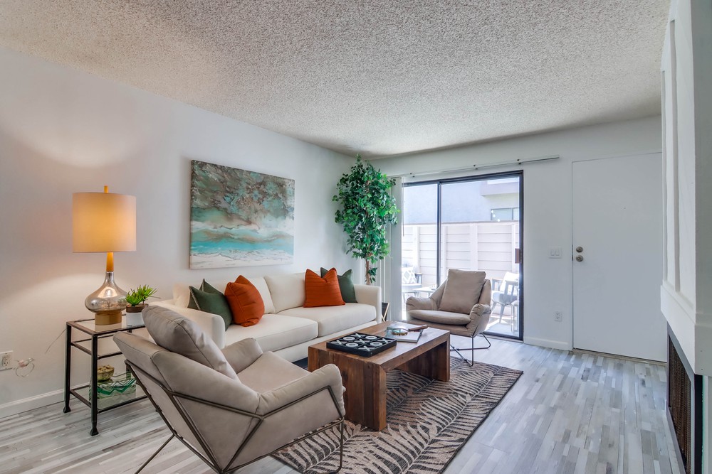 Virtual tour photo 12 of 38 for 9109 Village Glen Dr UNIT 169