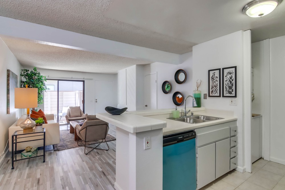 Virtual tour photo 20 of 38 for 9109 Village Glen Dr UNIT 169