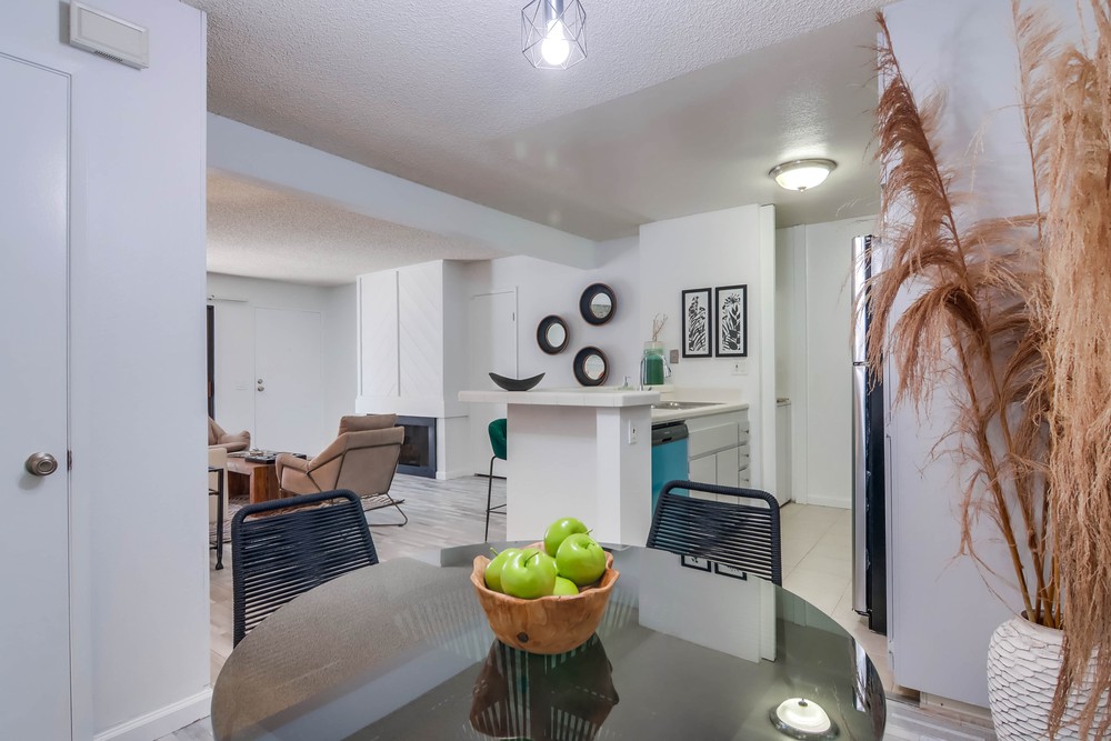 Virtual tour photo 25 of 38 for 9109 Village Glen Dr UNIT 169