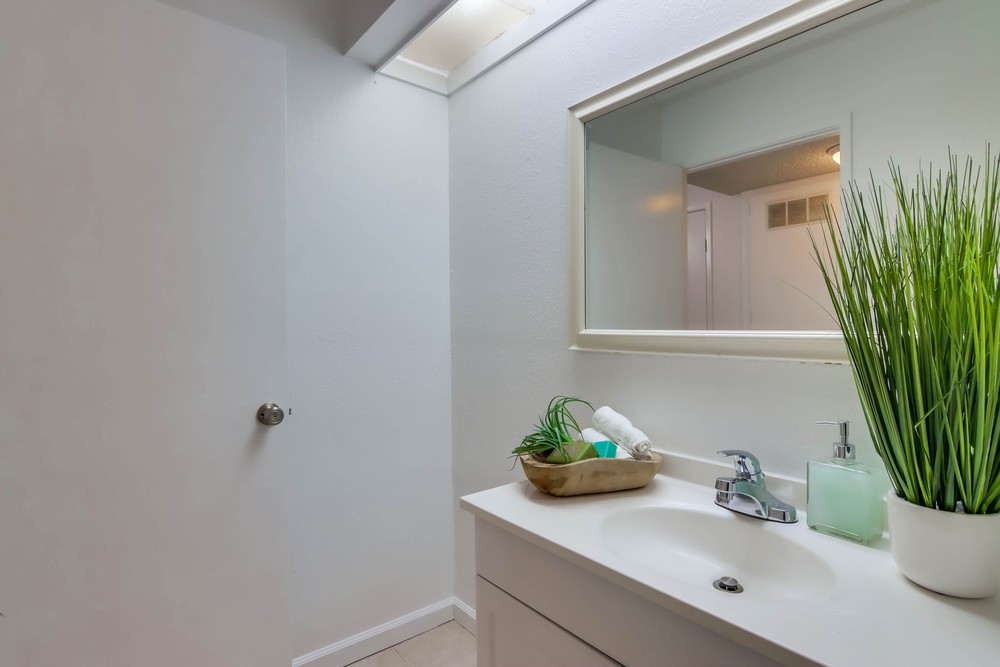 Virtual tour photo 34 of 38 for 9109 Village Glen Dr UNIT 169