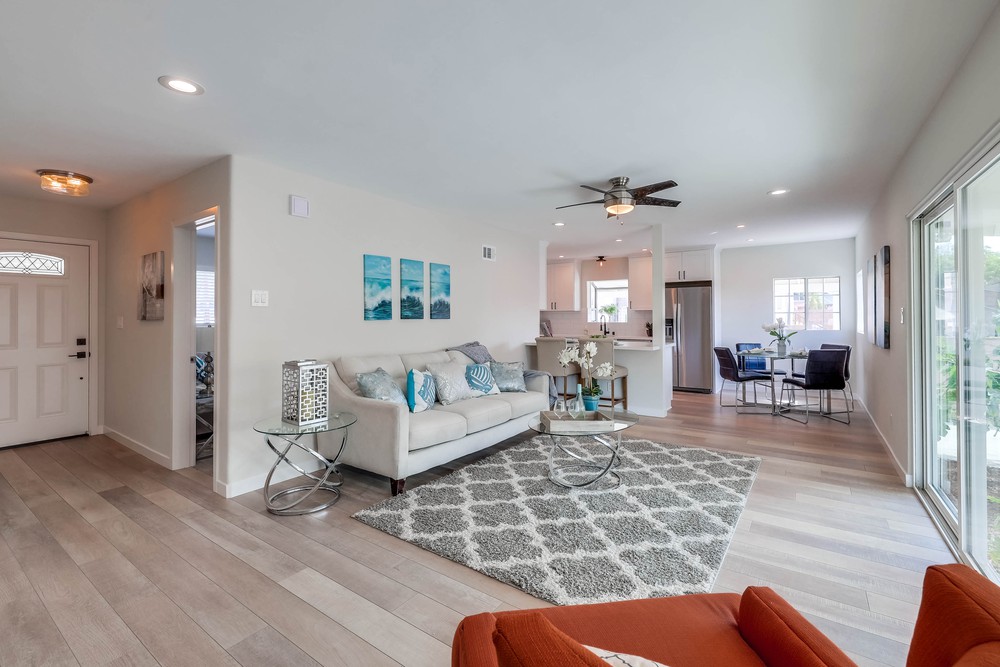 Virtual tour photo 8 of 32 for 911 Bollenbacher St