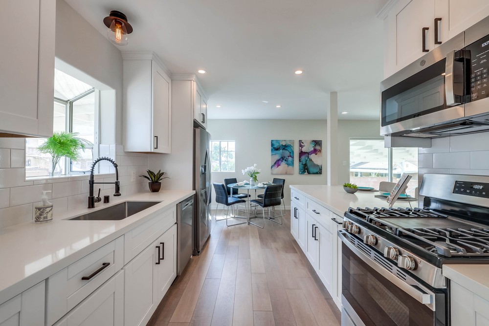 Virtual tour photo 14 of 32 for 911 Bollenbacher St
