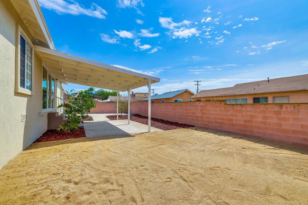 Virtual tour photo 32 of 32 for 911 Bollenbacher St