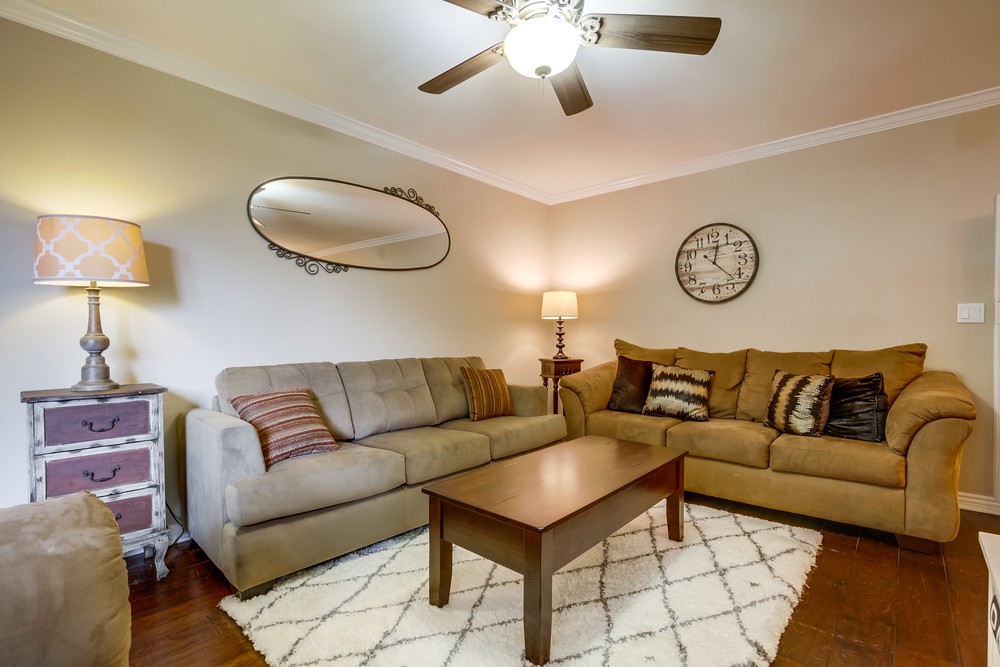Virtual tour photo 11 of 25 for 911 Missouri St #2