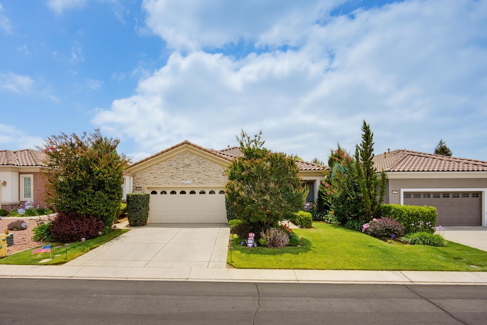 Virtual tour photo 5 of 44 for 913 Avenal Way
