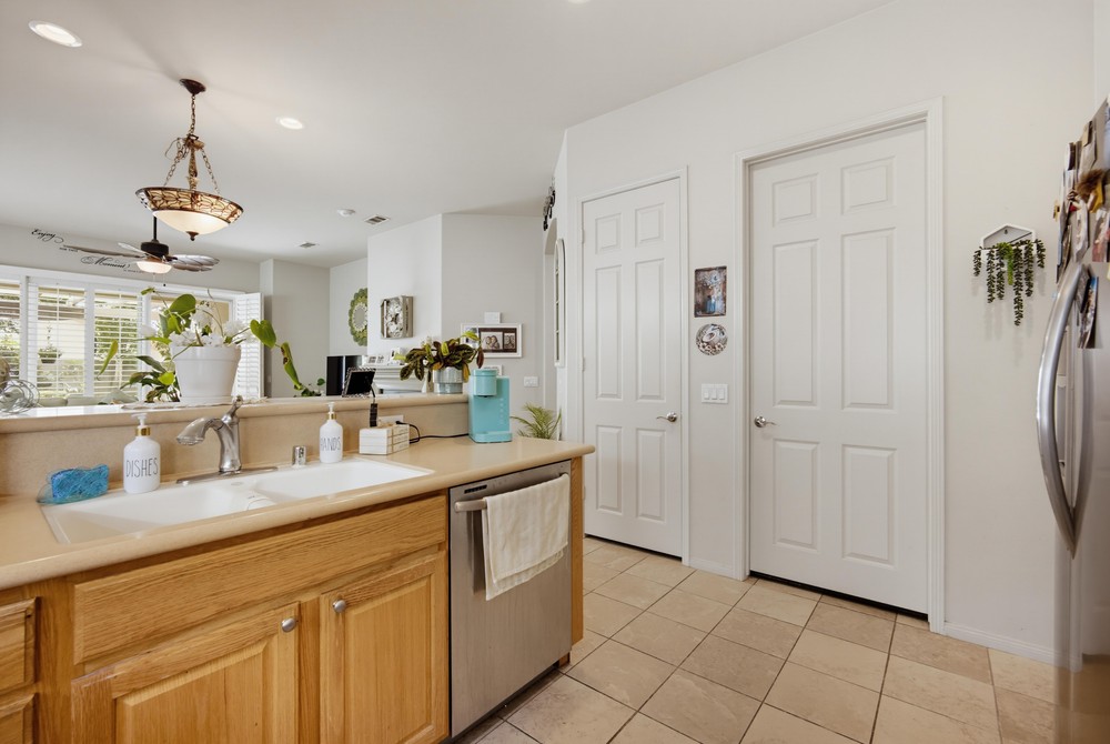 Virtual tour photo 18 of 44 for 913 Avenal Way