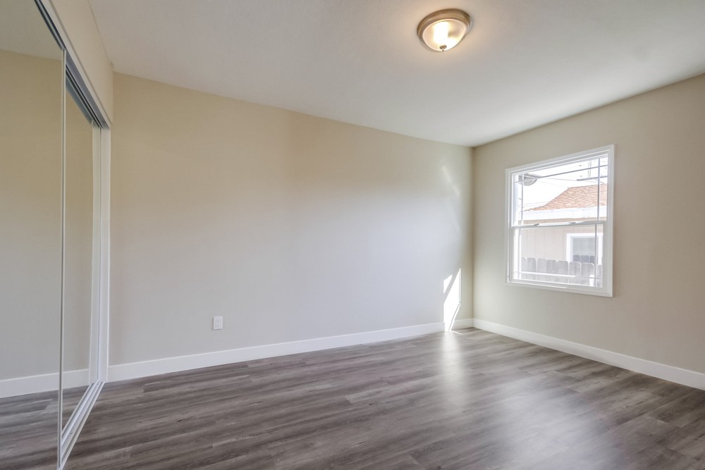 Virtual tour photo 29 of 48 for 914 57th St