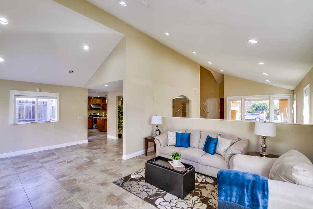Virtual tour photo 13 of 36 for 9156 Meadowrun Pl