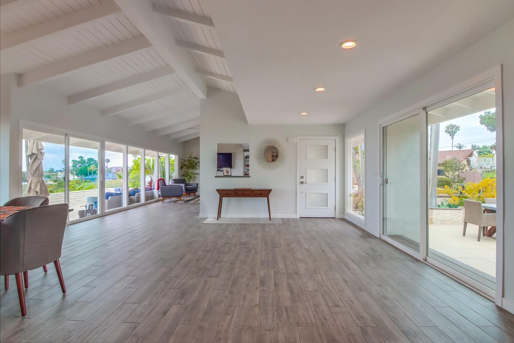 Virtual tour photo 14 of 63 for 916 El Mac Pl
