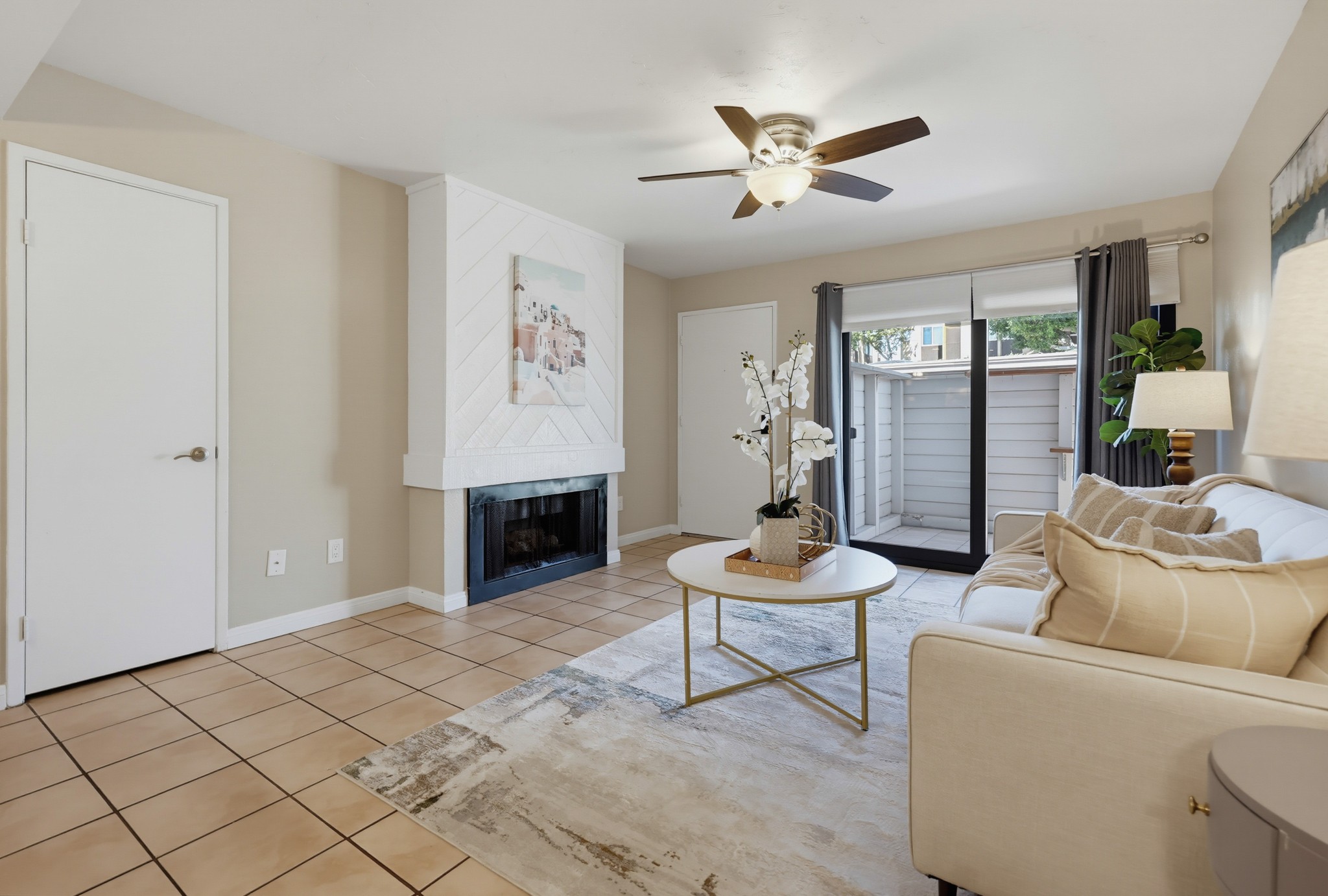 Virtual tour photo 10 of 48 for 9169 Village Glen Dr Unit 155