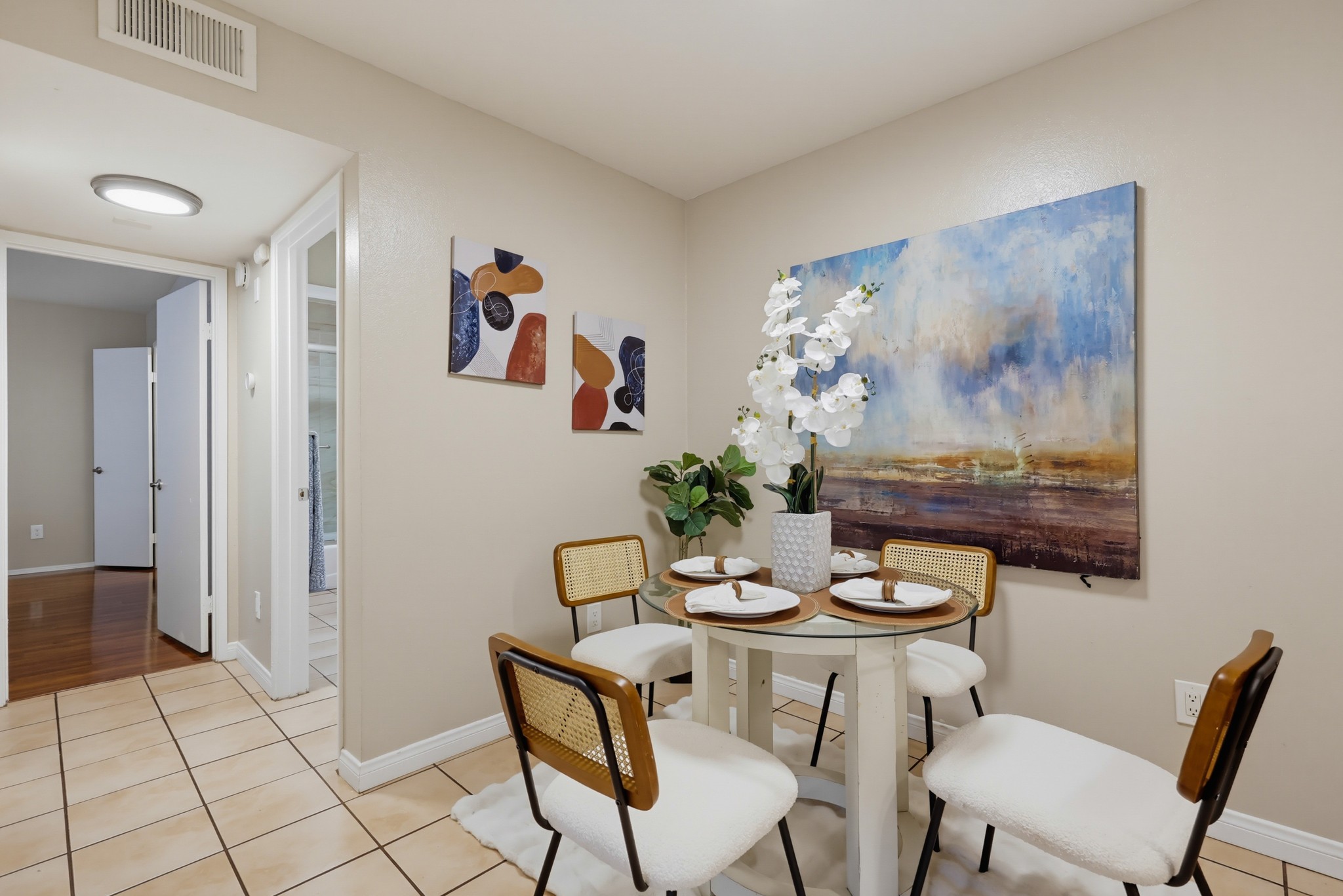 Virtual tour photo 13 of 48 for 9169 Village Glen Dr Unit 155