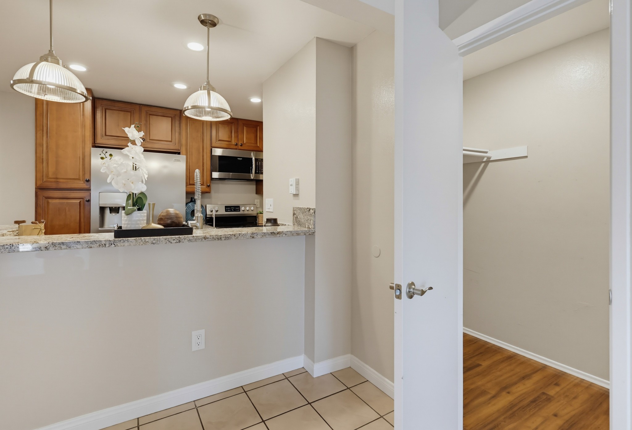 Virtual tour photo 16 of 48 for 9169 Village Glen Dr Unit 155