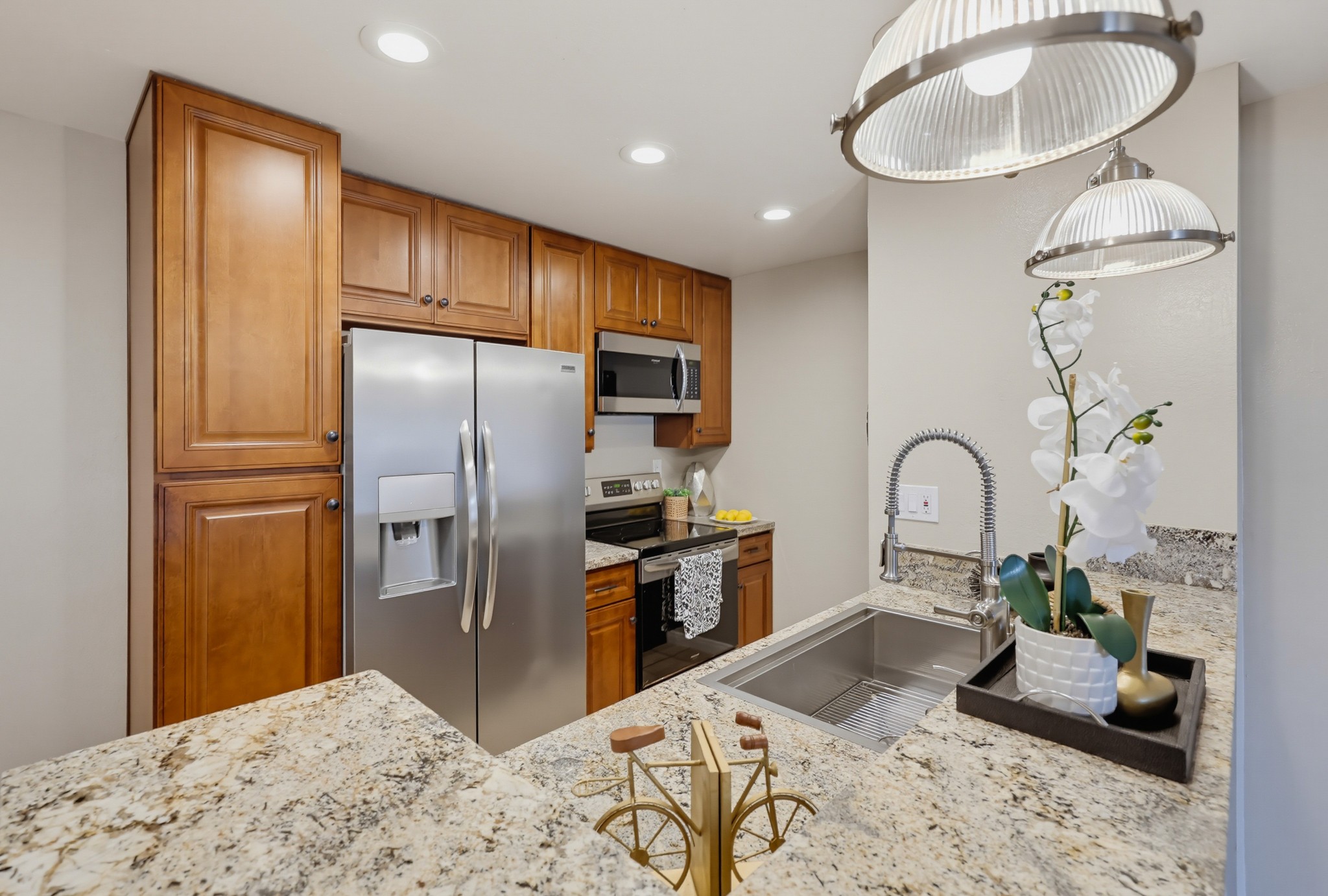 Virtual tour photo 18 of 48 for 9169 Village Glen Dr Unit 155