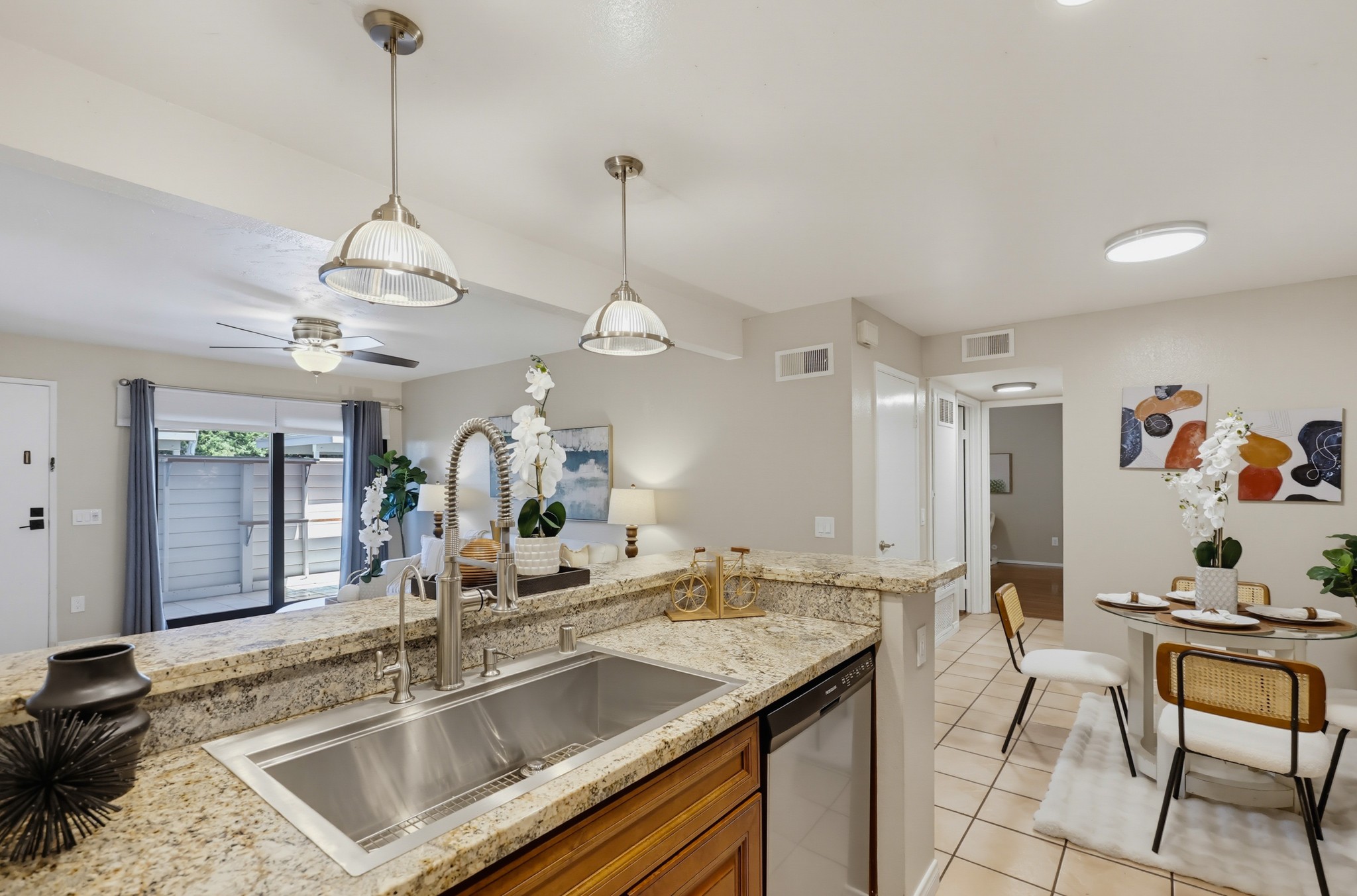 Virtual tour photo 22 of 48 for 9169 Village Glen Dr Unit 155