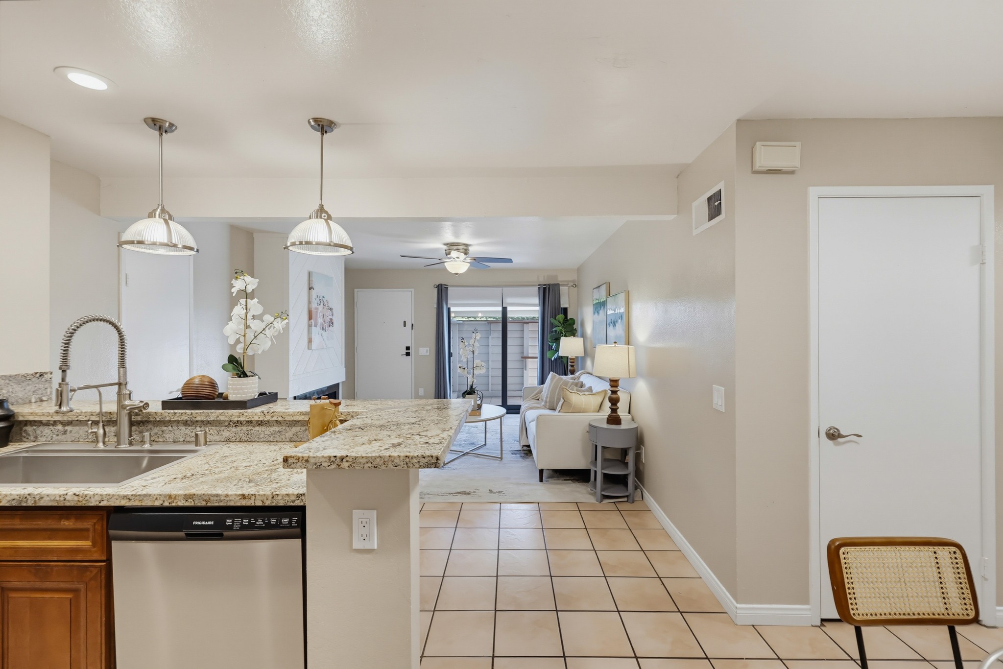Virtual tour photo 23 of 48 for 9169 Village Glen Dr Unit 155