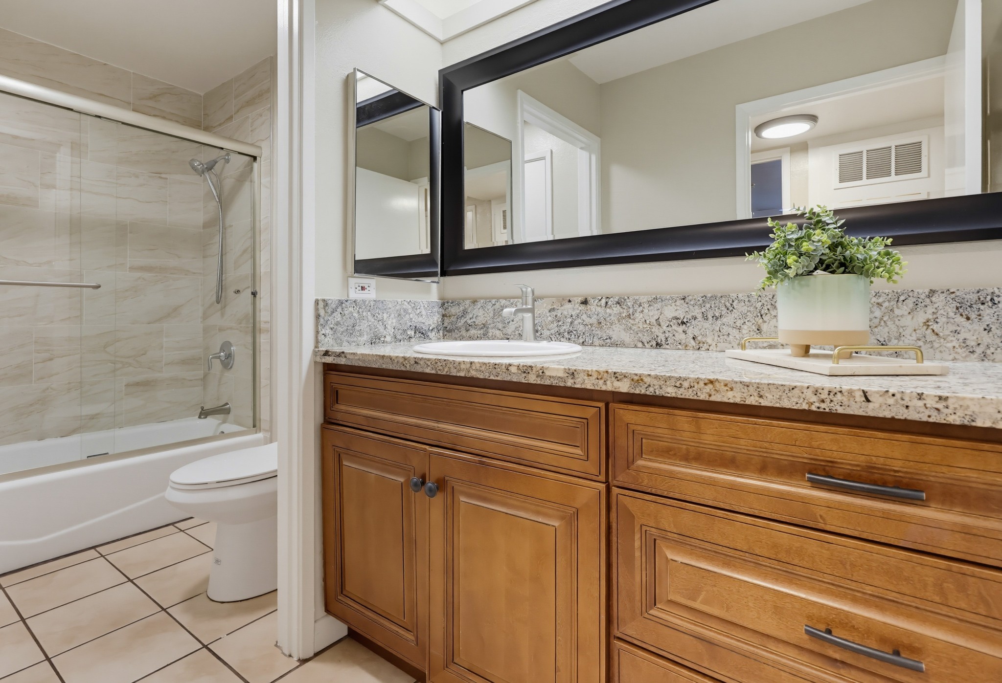 Virtual tour photo 33 of 48 for 9169 Village Glen Dr Unit 155