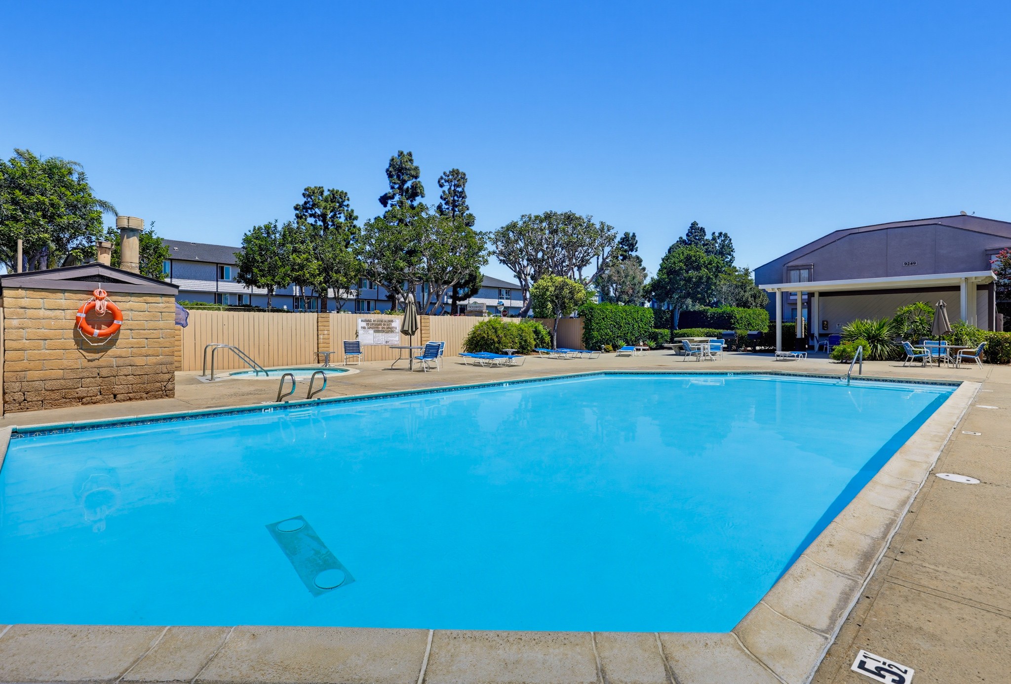Virtual tour photo 42 of 48 for 9169 Village Glen Dr Unit 155