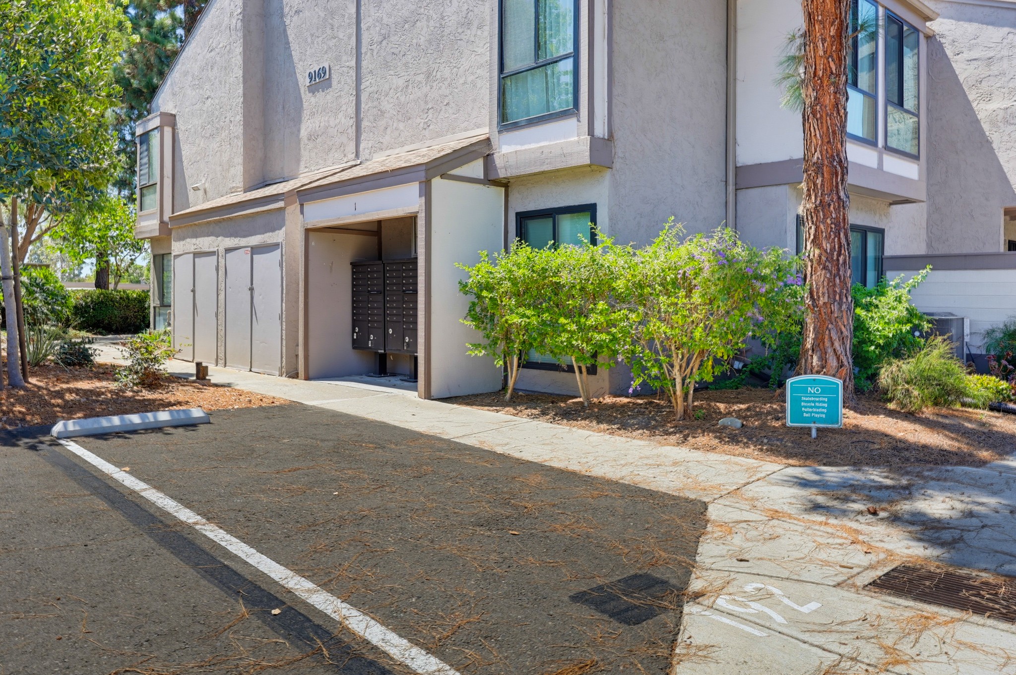 Virtual tour photo 44 of 48 for 9169 Village Glen Dr Unit 155