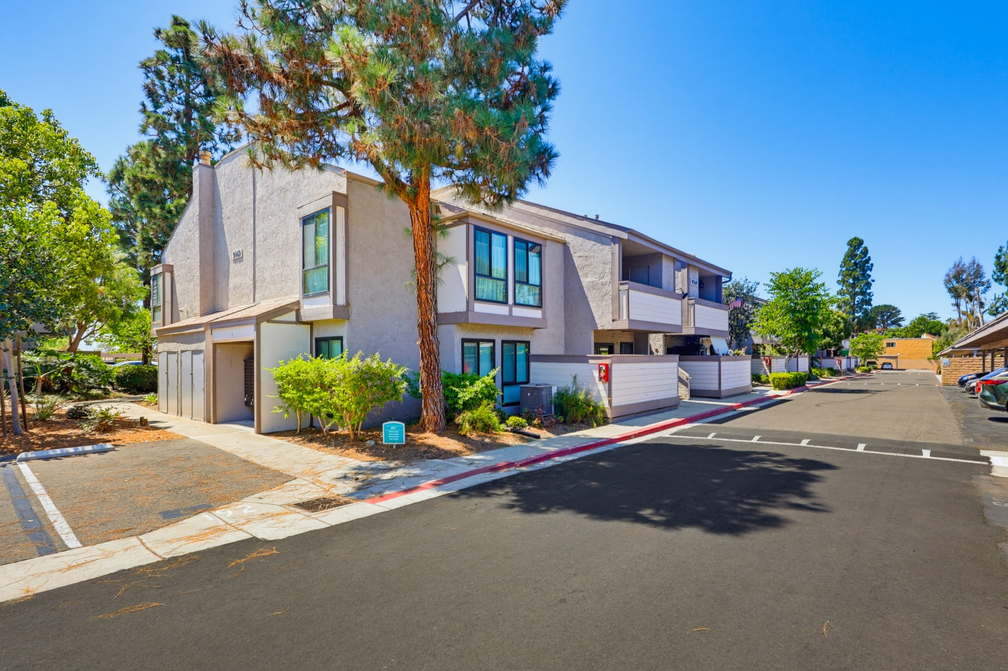 Virtual tour photo 45 of 48 for 9169 Village Glen Dr Unit 155